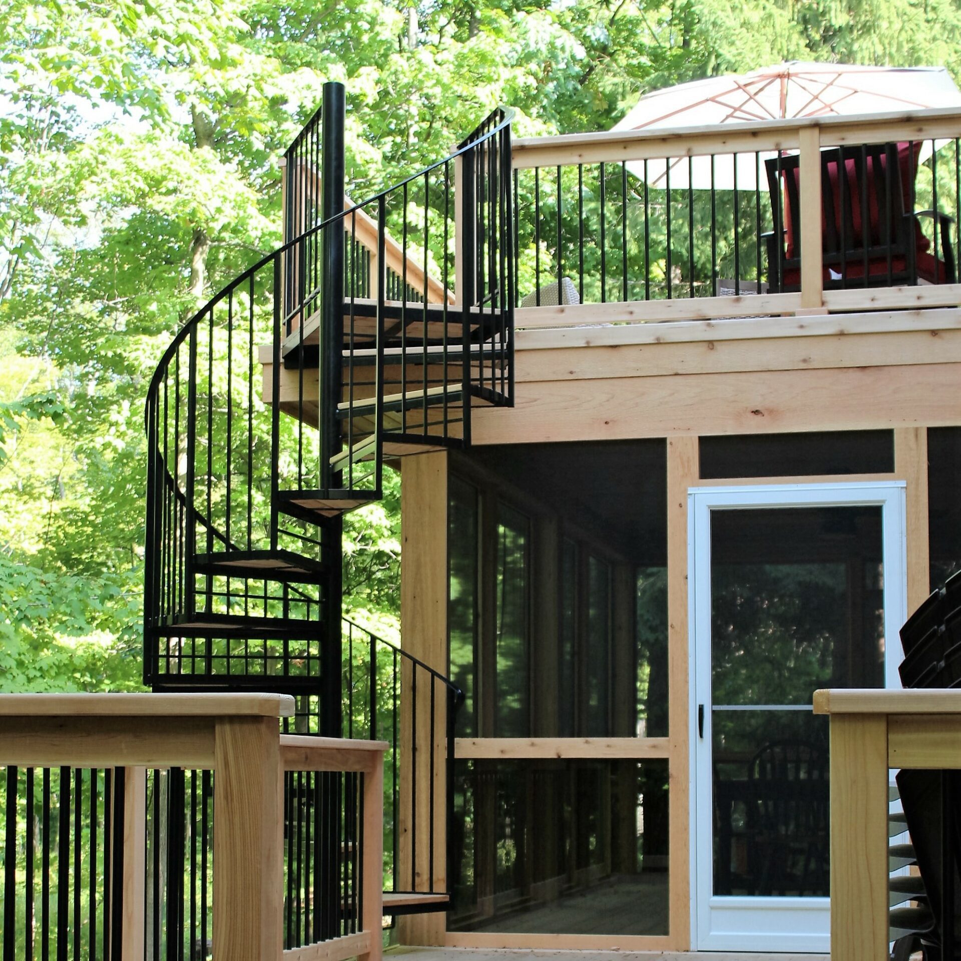 Outdoor spiral staircase installation